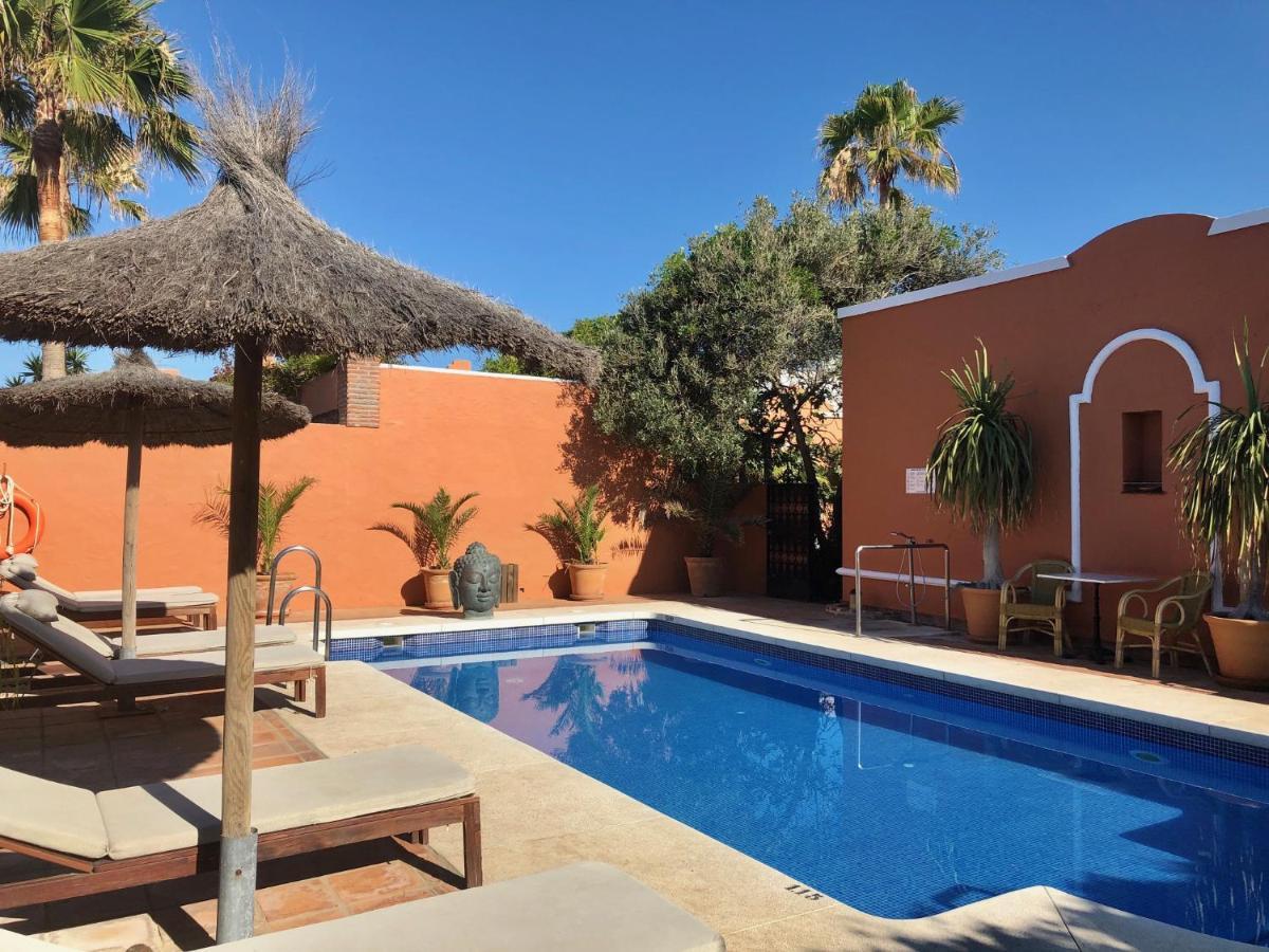 Hotel Madreselva - Grupo Califa Los Canos De Meca Luaran gambar